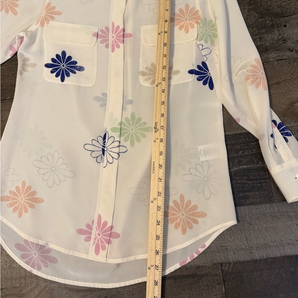 Equipment Femme Silk Floral Blouse Cream Pastel Button Down S - Picture 3 of 6